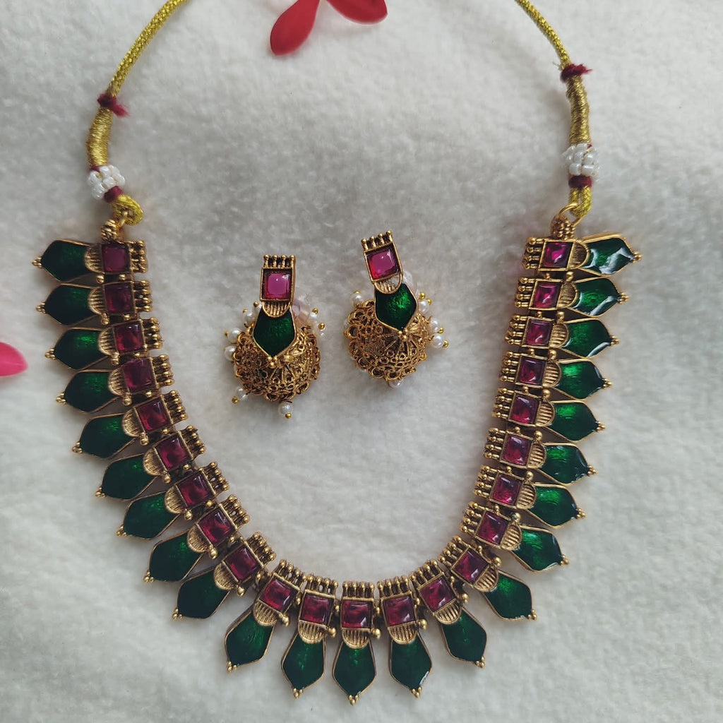 Nagapadam Neckpiece: Embrace the timeless beauty of Kerala-inspired jewellery with the Nagapadam Neckpiece